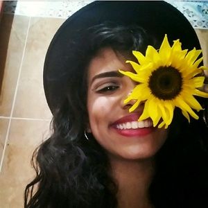 Meet your Posher, Rosaylin